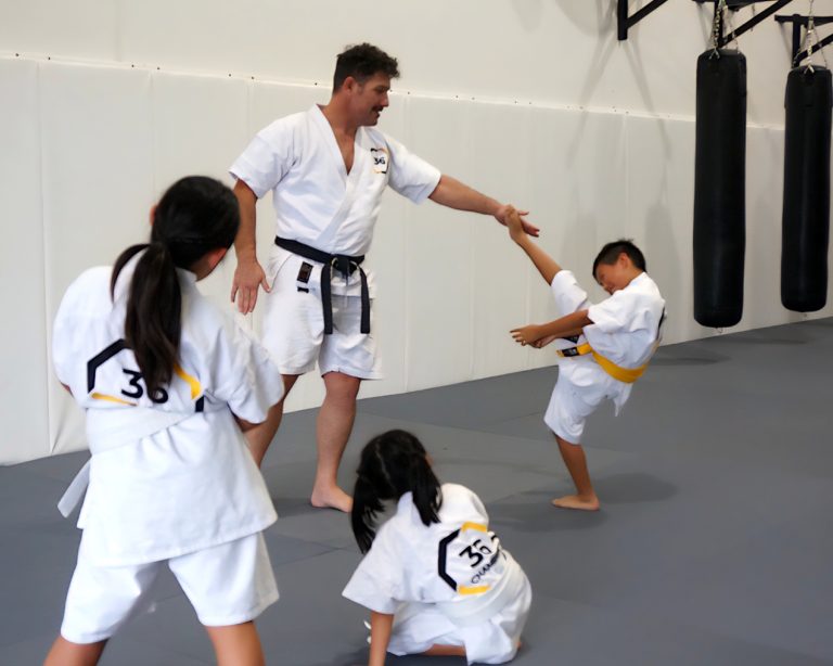 Kids & Teens Taekwondo